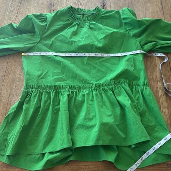 SCOOP GREEN BLOUSE - Picture 4 of 6